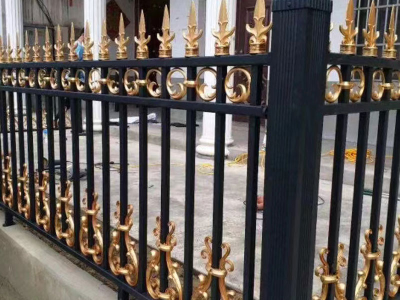 鋁合金護(hù)欄