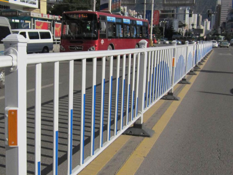 道路護(hù)欄