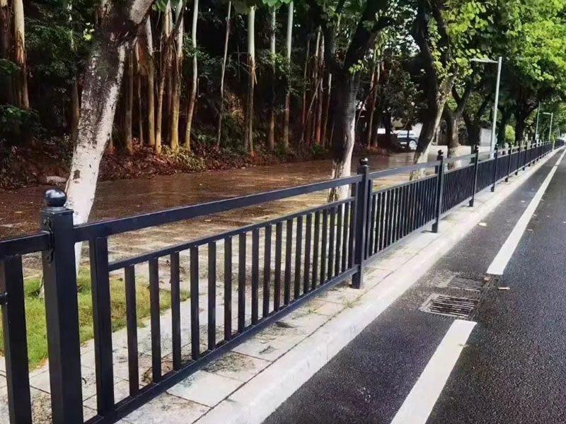 道路護(hù)欄
