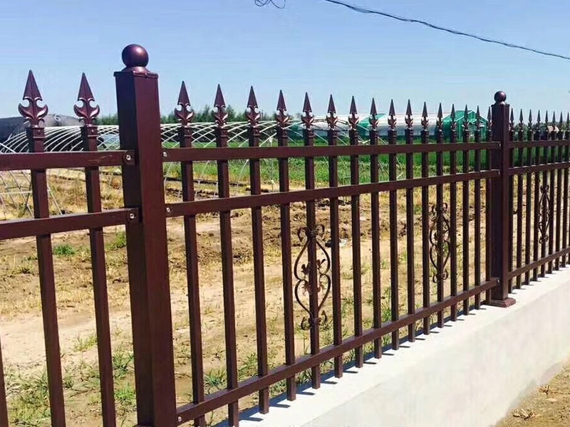 鋁藝護(hù)欄焊接加工注重的技術(shù)條件