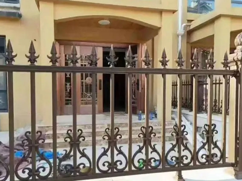 鋁藝護(hù)欄 (25)