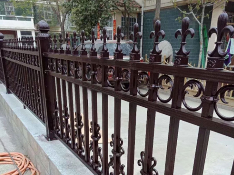 鋁藝護(hù)欄 (39)